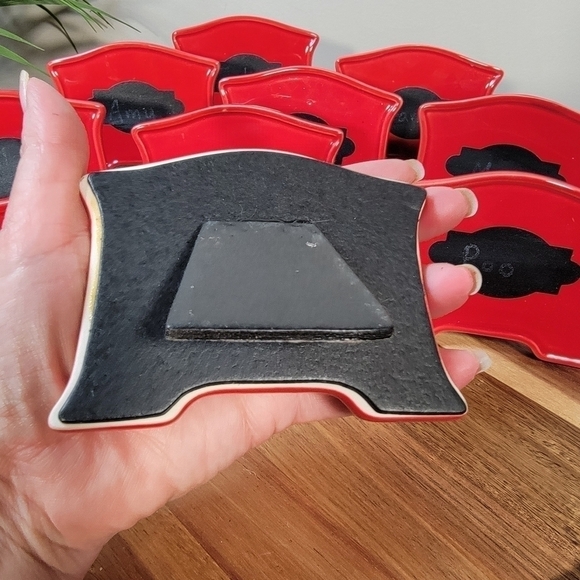 Set of 12 Red Ceramic Place Holder with Black chalkboard and frame style - Picture 9 of 15